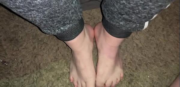  Cum On Feet And Toes Compilation (Cumpilation) Pink Toes.